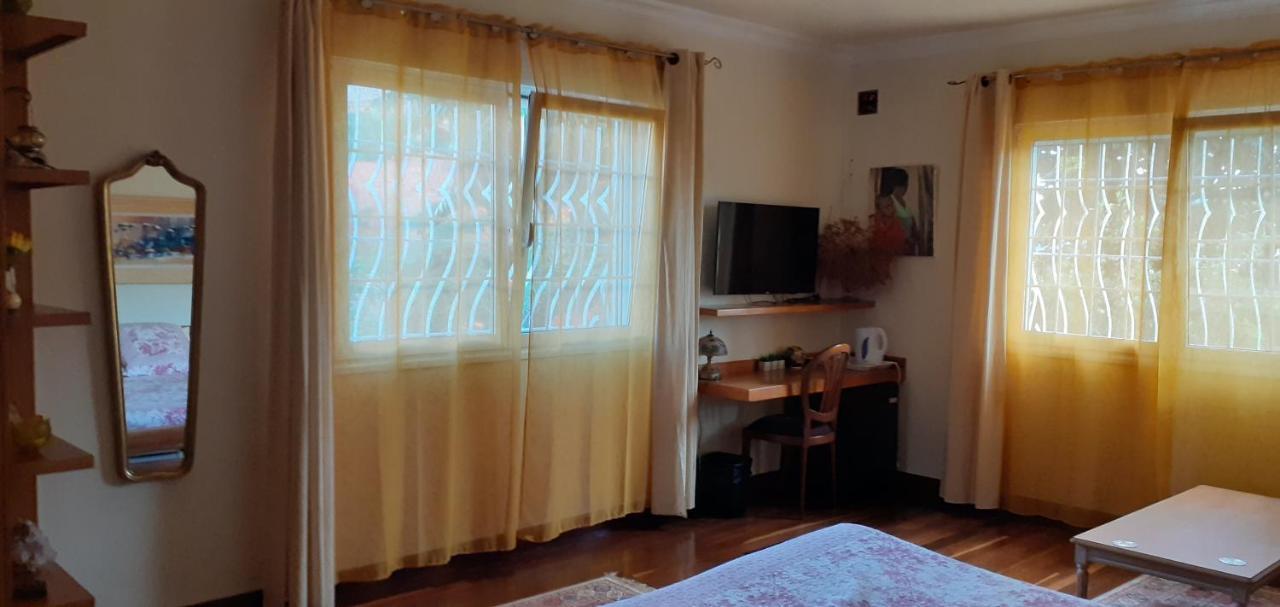 Chambre D'Hote Villa Maritampona Antsirabe Kültér fotó